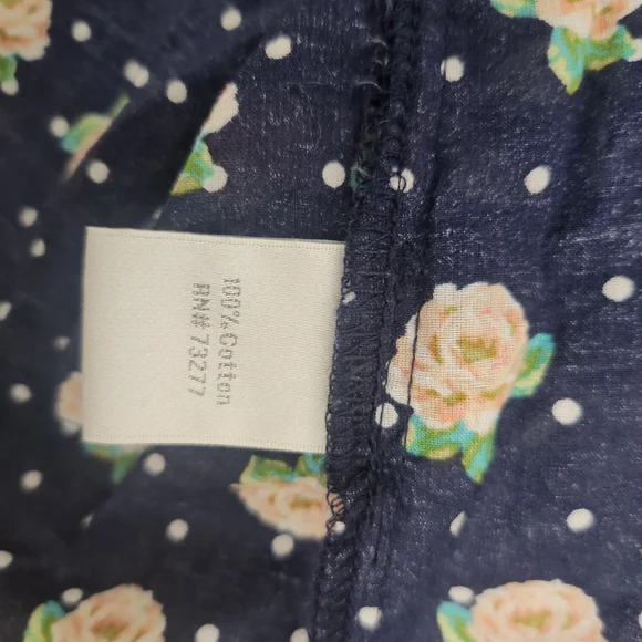 LC Lauren Conrad Navy Floral Blouse 3/4 Length Sleeves, size M - Picture 6 of 7